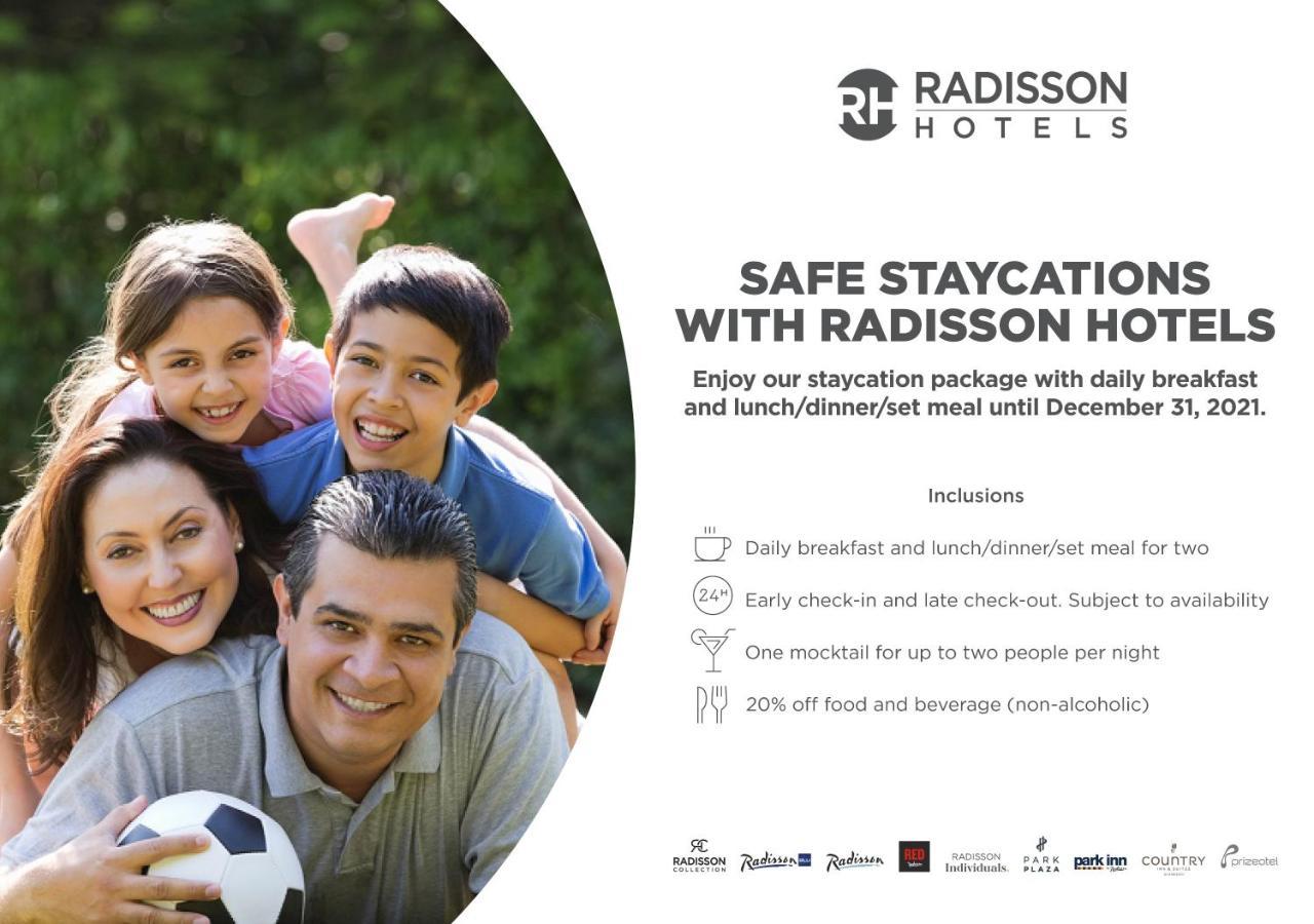 Radisson Mumbai Andheri Midc Luaran gambar A Radisson Hotels advertisement