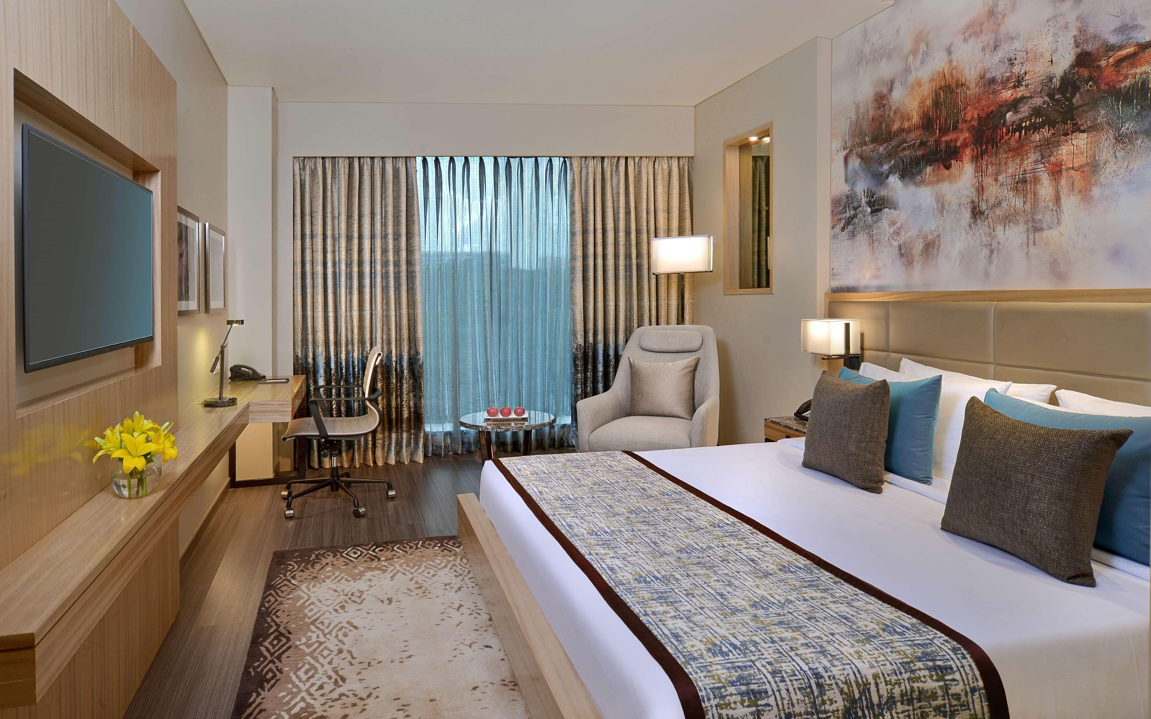 Radisson Mumbai Andheri Midc Luaran gambar Deluxe Room